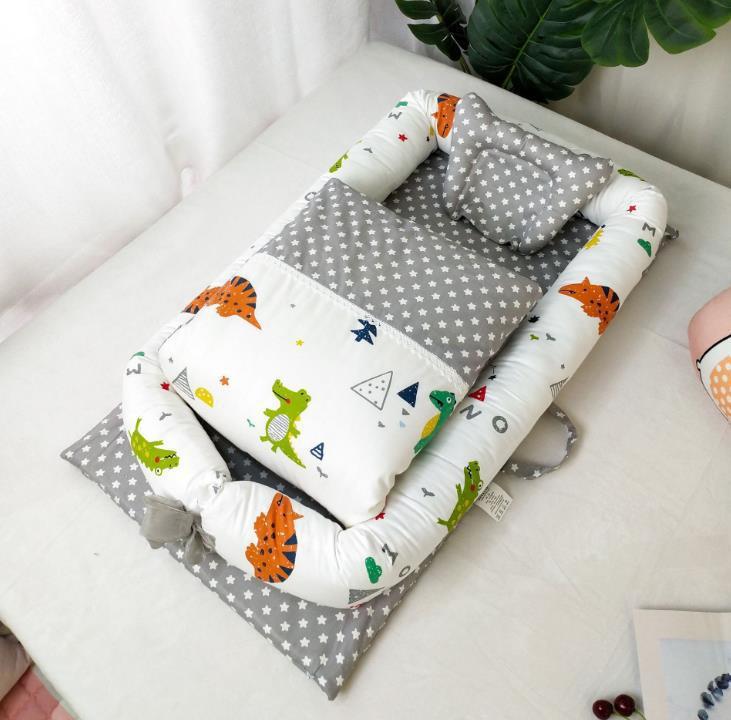 Portable Baby Crib – Cozy, Removable & Washable