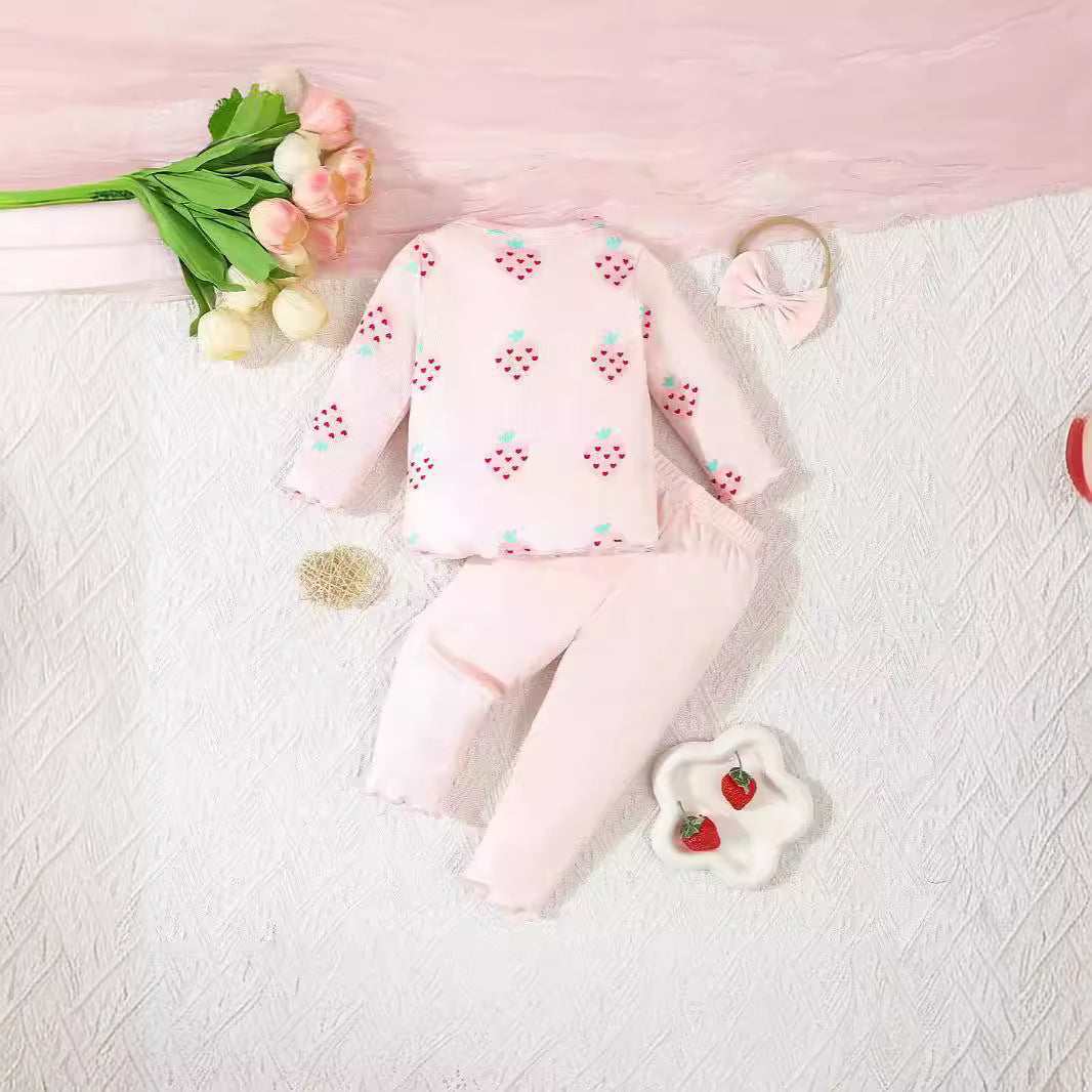 Adorable 3-Piece Baby Outfit Set – Top, Pants & Hat